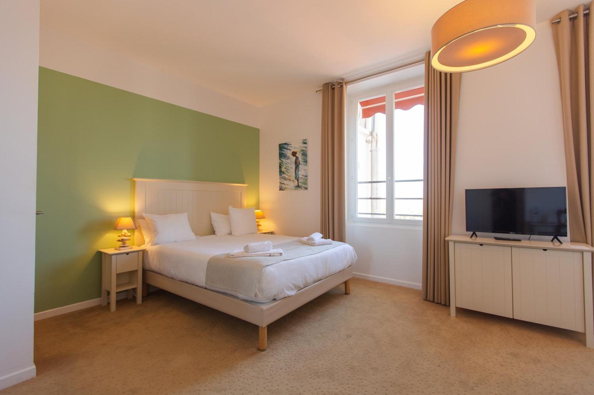 Hotel De La - Ronce-les-Bains